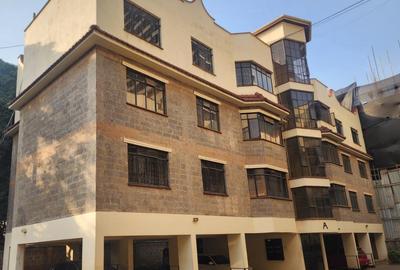 3 Bed Apartment with En Suite at Westlands Rd - 2