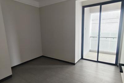 3 Bed Apartment with Gym in Kilimani - 3