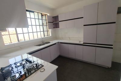 4 Bed Apartment with Swimming Pool in Kileleshwa - 3