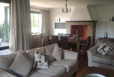 4 Bed Townhouse with En Suite in Westlands Area - 4
