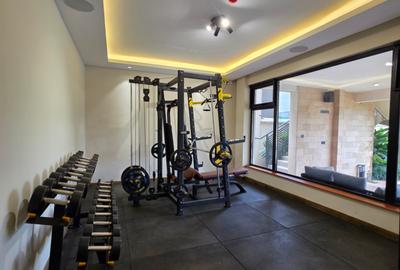 5 Bed Townhouse with En Suite in Lavington - 4
