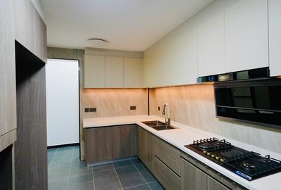 3 Bed Apartment with En Suite at 2026-107 - 4