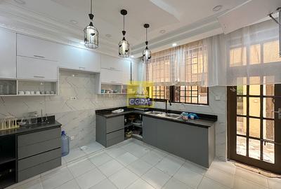 9 Bed House in Syokimau - 4