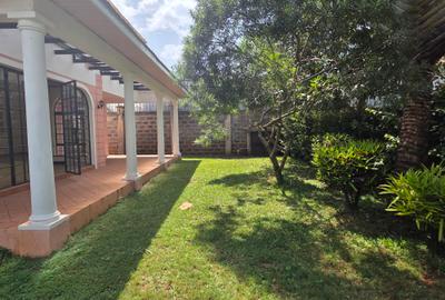 4 Bed Townhouse with En Suite in Kiambu Road - 2