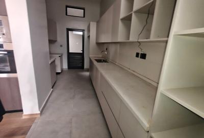 5 Bed Townhouse with En Suite in Runda - 4