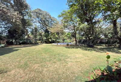 5 Bed House with En Suite at Runda - 2