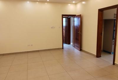 2 Bed Apartment with En Suite in Kilimani - 3