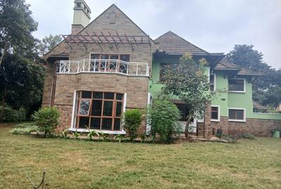 5 Bed Villa with En Suite in Runda - 2