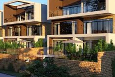 4 Bed Townhouse with En Suite at Jacaranda Avenue