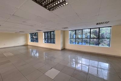 2,100 ft² Office with Fibre Internet in Lavington - 2