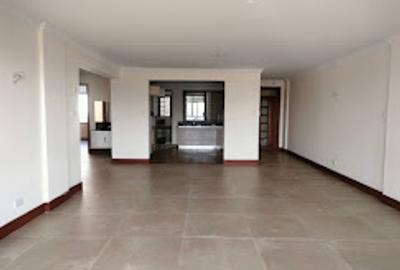 3 Bed Apartment with En Suite at 2Nd Parklands Avenue - 3