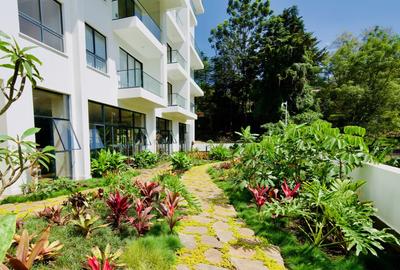 3 Bed Apartment with En Suite at 2026-385