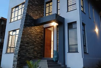 4 Bed Townhouse with En Suite at Muhuri Road - 2