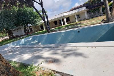 4 Bed Villa with En Suite at Malindi - 4