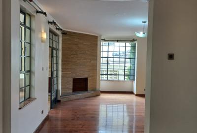 5 Bed Villa with En Suite in Lavington - 2
