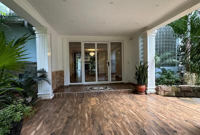 5 Bed House with Swimming Pool in Runda - 4