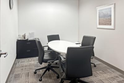 Furnished 10 m² Office with Service Charge Included at The Crescent - 4