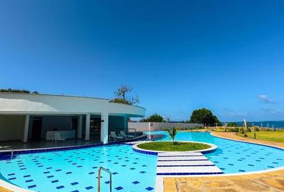 2 Bed Apartment with En Suite in Nyali Area - 3