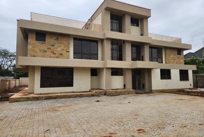 6 Bed House with Staff Quarters in Karen - 2