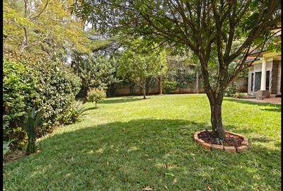4 Bed House with En Suite in Karen - 2