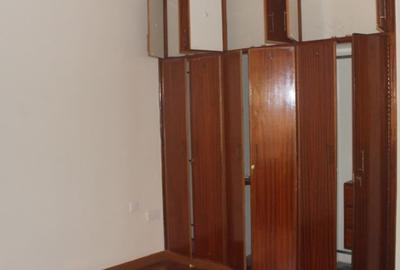 4 Bed Apartment with En Suite in Kilimani - 3