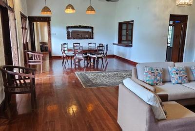 Furnished 2 Bed Apartment with En Suite at Ar174