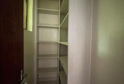 5 Bed Townhouse with En Suite at Othaya Road - 3