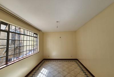 3 Bed Apartment with En Suite at Kileleshwa - 4