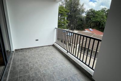 2 Bed Apartment with En Suite in Westlands Area - 4