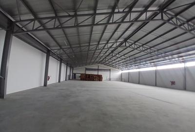 12,500 ft² Warehouse with Parking in Mombasa Road - 4