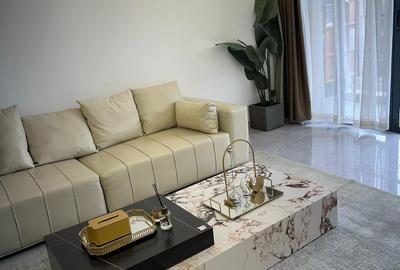 2 Bed Apartment with En Suite in Lavington - 2
