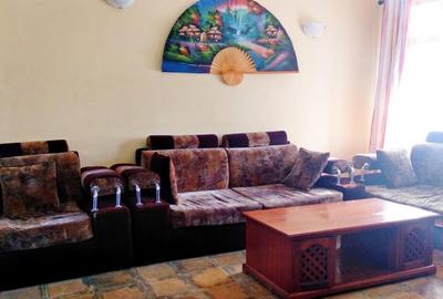 3 Bed House with Swimming Pool at Bofa Road - 4