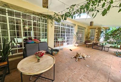 3 Bed House with En Suite in Ridgeways - 3
