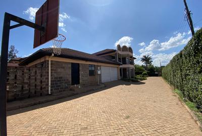 4 Bed Villa with En Suite at Old Runda - 2