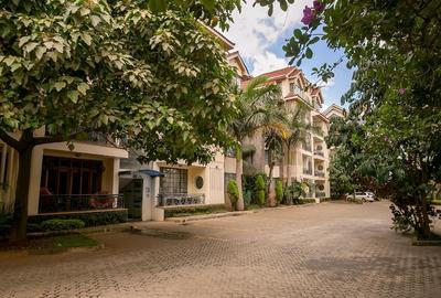 1 Bed Apartment with En Suite in Kilimani - 2