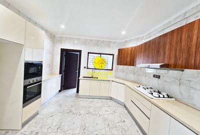 3 Bed Apartment with En Suite in Kileleshwa - 2