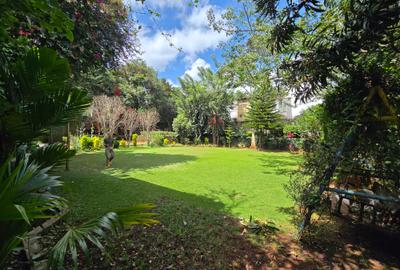5 Bed Townhouse with En Suite in Runda - 2