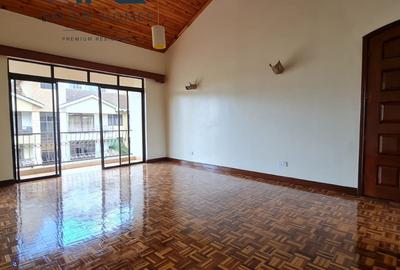3 Bed Apartment with En Suite at Brookside - 2