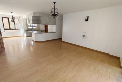 2 Bed Apartment with En Suite in Kilimani - 3
