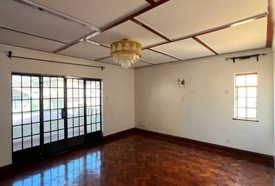 4 Bed Townhouse with En Suite in Kilimani - 4
