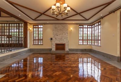 5 Bed House with En Suite in Karen - 2