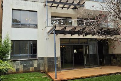 5 Bed Townhouse with En Suite in Lavington