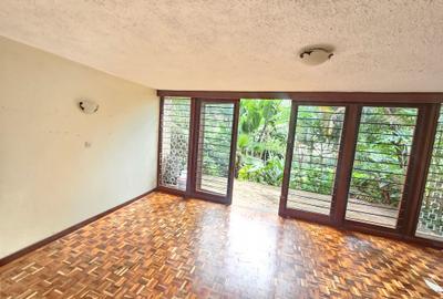 4 Bed Townhouse with Garden in Kilimani - 4