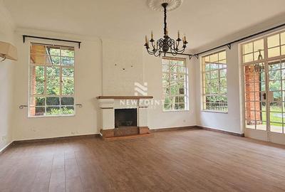5 Bed House with En Suite in Karen - 3