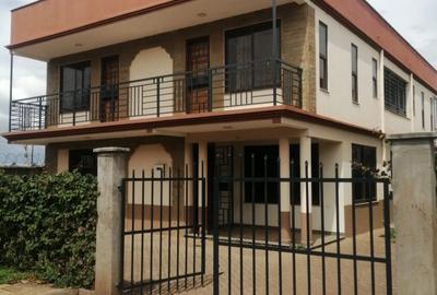 5 Bed Townhouse with En Suite in Syokimau