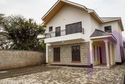 4 Bed Townhouse with En Suite at Merisho Road