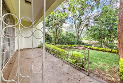 4 Bed Townhouse with En Suite in Spring Valley - 4