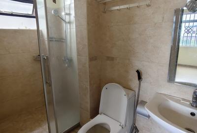 2 Bed Apartment with En Suite in Kilimani - 4