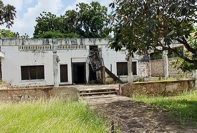 3 Bed Villa with En Suite at Malindi