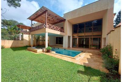4 Bed Townhouse with En Suite in Lavington